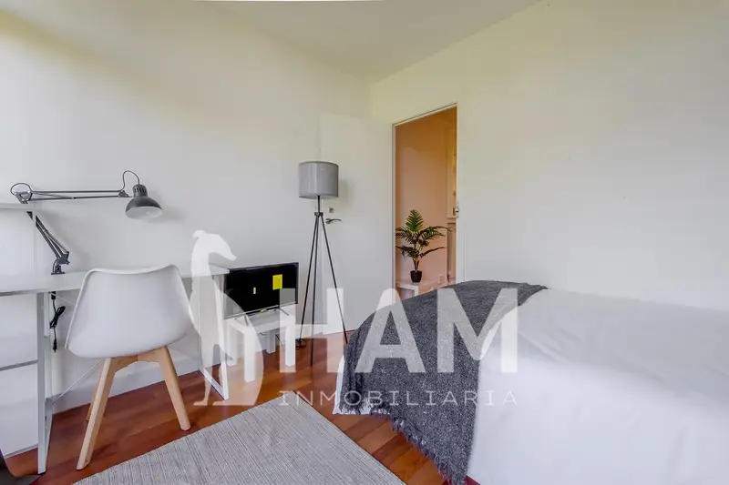 Venta Piso con calefacción en Pradolongo Usera Madrid