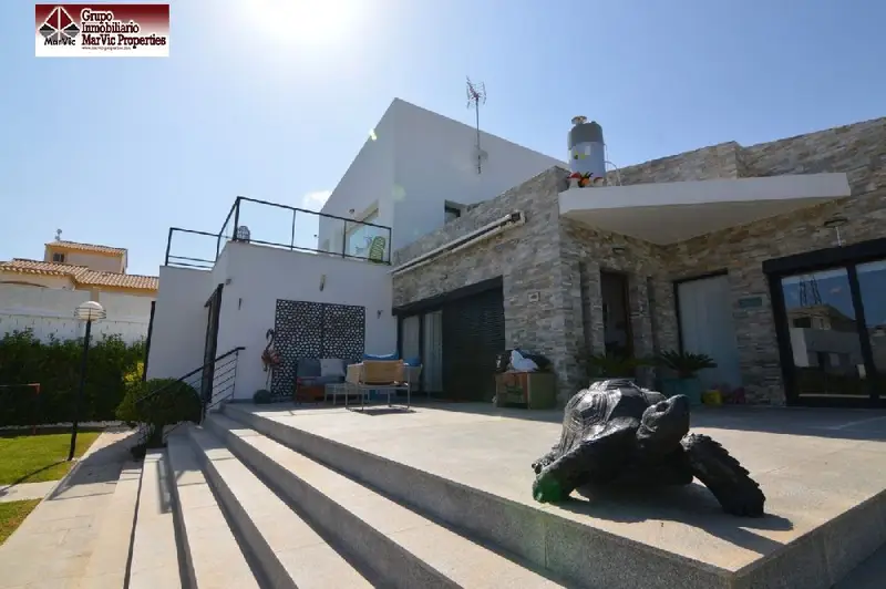 Chalet en Alberca Polop 5 habitaciones 3 baños piscina garaje