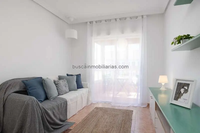 Apartamento en Venta Torrevieja: 3 Dormitorios, Vistas al Mar, Terraza