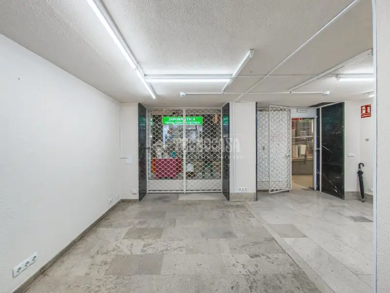 Local Comercial en Venta en Galería Comercial