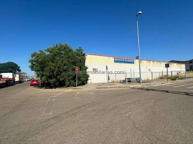 Nave Industrial en Venta Olivenza 246m2