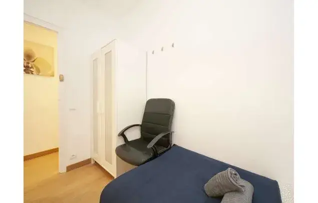 Habitacion 70m2 L Hospitalet de Llobregat Moderna y Acogedora