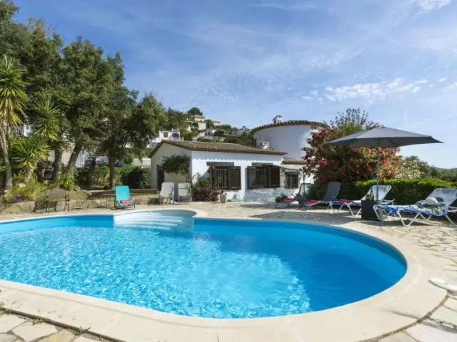 Casa Villa 4 Dormitorios Alquiler Calonge Espa	
	
	
	
	
a