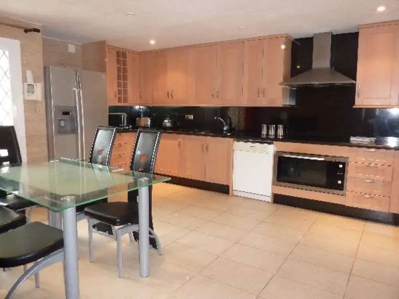 Villa en Venta Marbella 5 Dormitorios 5 Baños Vistas al Mar