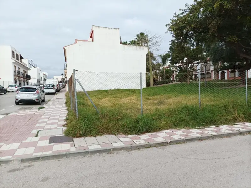 Terreno en Venta Cancelada Gran Fachada Casa de Ensueno