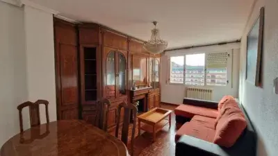 Piso en Venta Lakua Arriaga 3 Dormitorios 2 Baños Amueblado