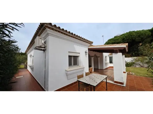 Chalet Costa Sancti Petri Piscina Parcela Grande Cerca Playa