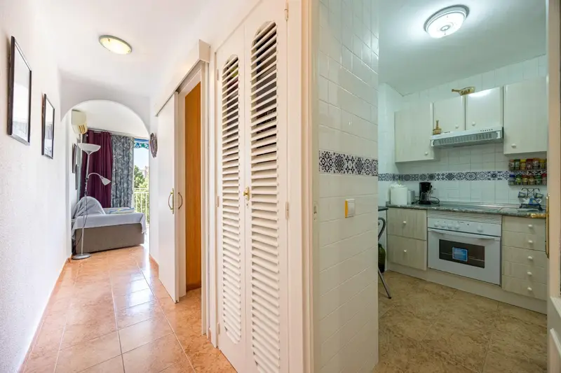 Apartamento en Benidorm Juzgados con Piscina y Parking