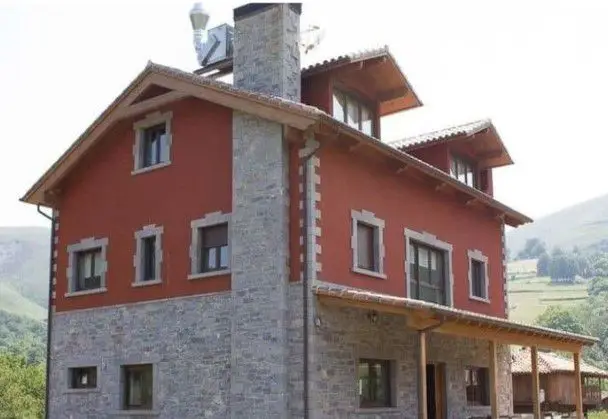 Venta Casa 6 Habitaciones Millara Salas