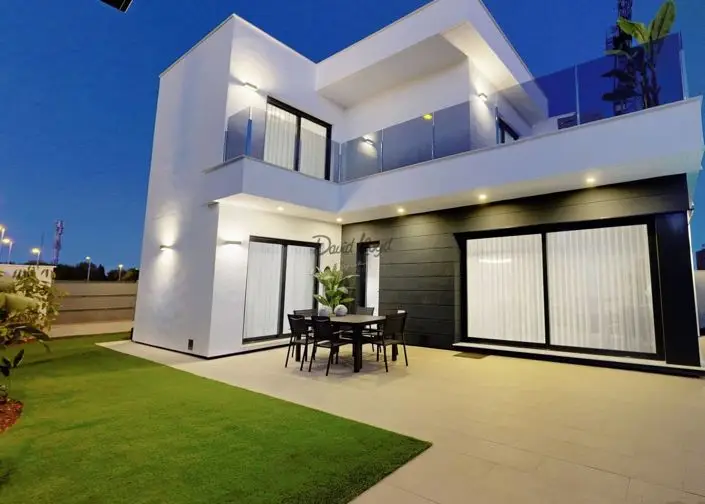 Villa en Venta Roda Golf 3 Dormitorios Piscina Privada