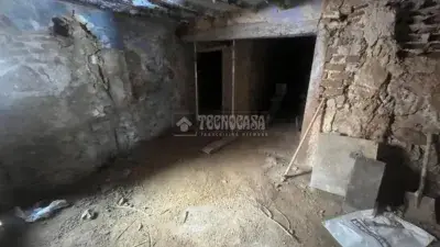 Casa pareada 344m² a reformar en Pedrola
