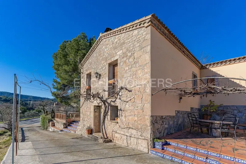 Finca Rustica Reformada en Fonollosa Barcelona