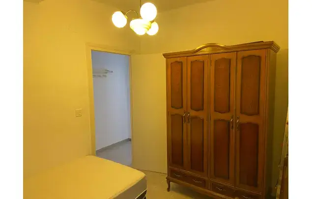 Alquiler Apartamento 3 Dormitorios 74m² Granada Estudiantes