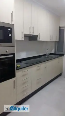 Alquiler Piso Reformado Centro Pontevedra 4 Dormitorios Plaza Garaje