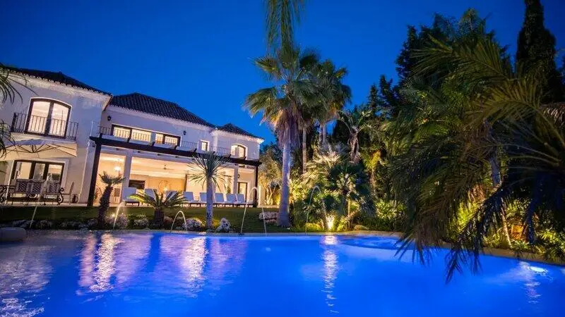 Villa de Lujo 7 Dormitorios en Aloha Nueva Andalucia