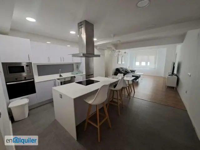Alquiler Piso Amueblado Casco Antiguo 3 Dormitorios 2 Baños