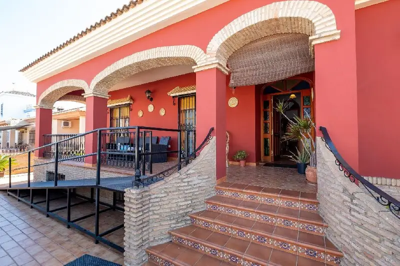 Chalet en Ayamonte con Terraza y Sótano