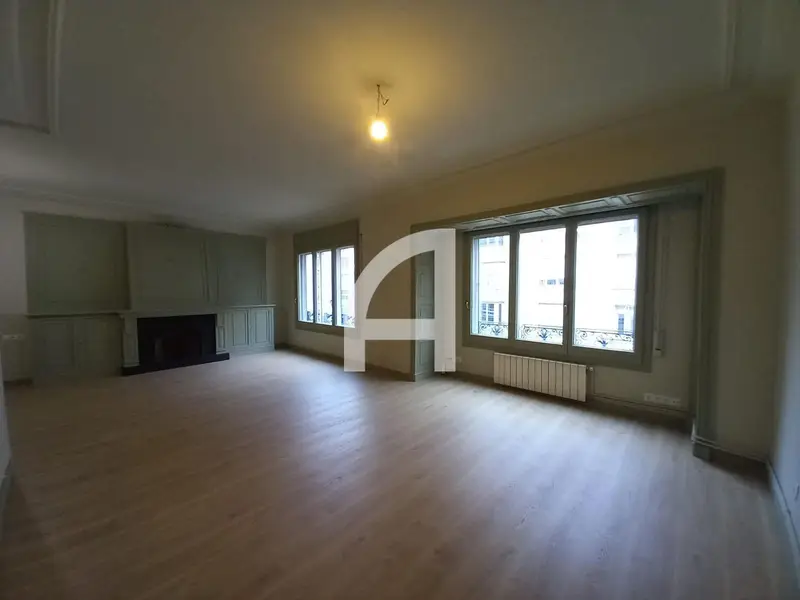 Piso en Alquiler Sant Gervasi Bonanova 5 habitaciones 3 baños