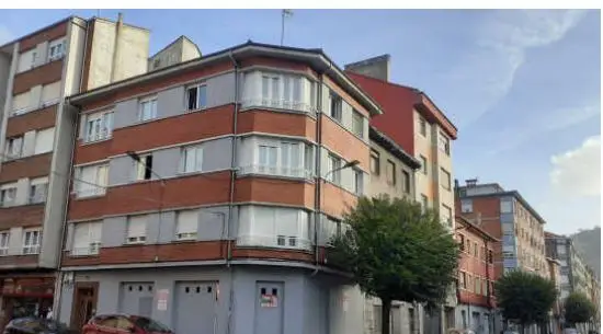 Piso en Alquiler Rey Aurelio Asturias