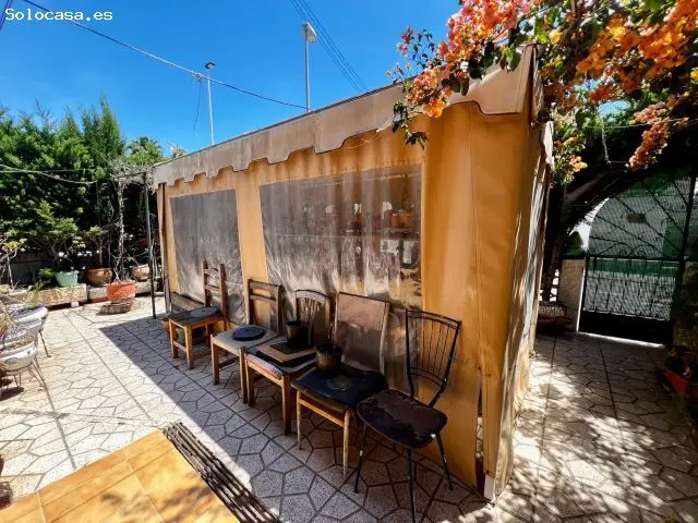 Casa Esquinera con Jardin 100m2  Dos Accesos Ideal Vivir Invertir