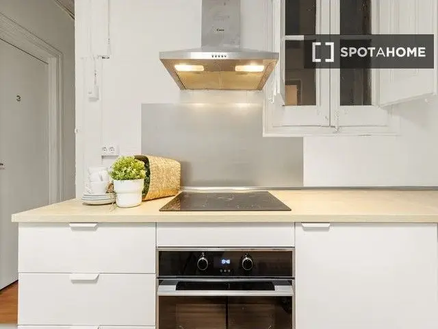 Apartamento 9 Dormitorios 2 Baños Barcelona Alquiler Spotahome