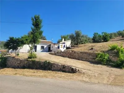 Cortijo en Villanueva de Concepción con Vistas al Torcal