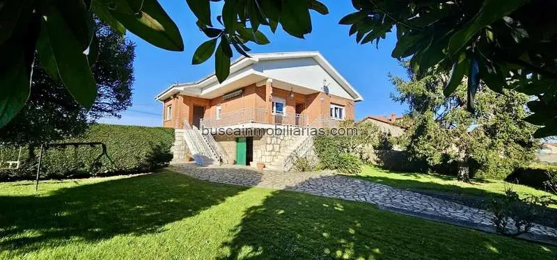 Chalet en venta Polanco 700m2 jardin 223m2 construidos