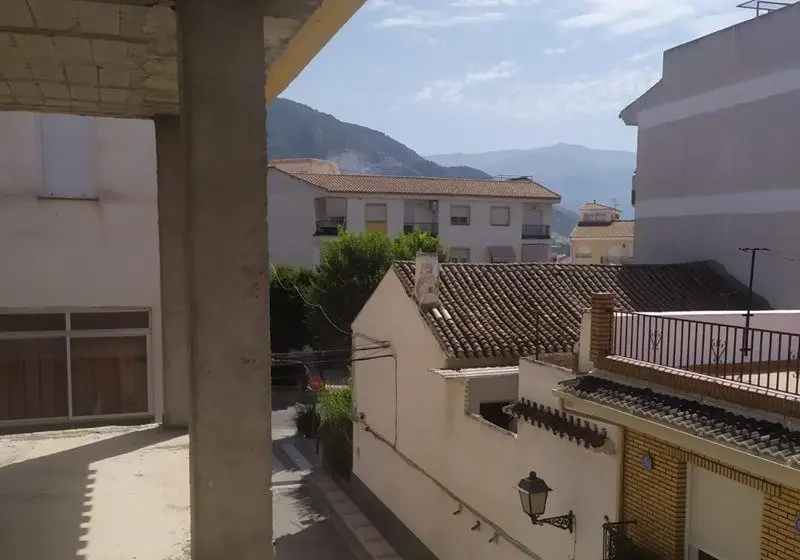 Venta Casa Centro Padul 250m2 3 Plantas Cochera