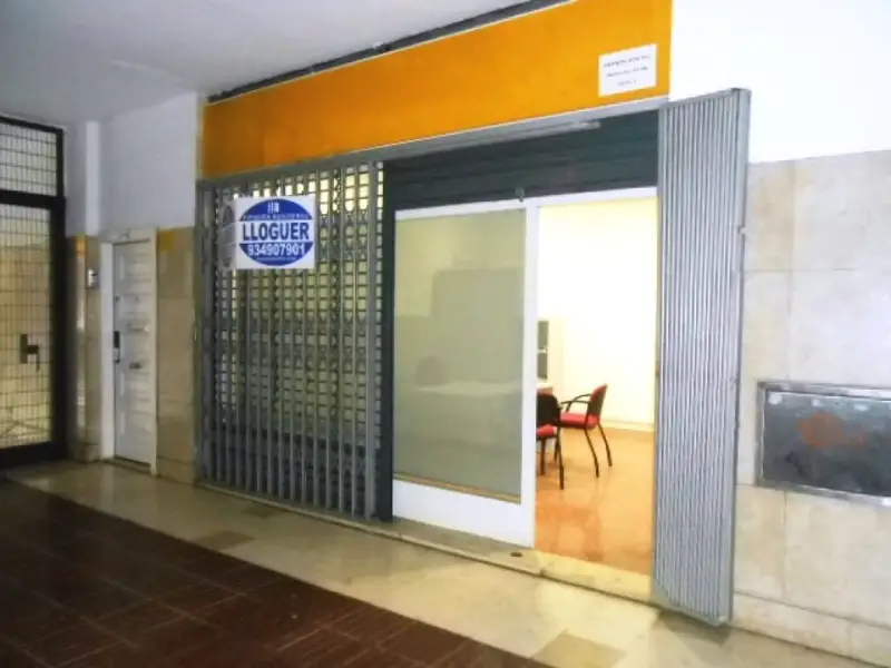 Venta Local Comercial Sants Barcelona