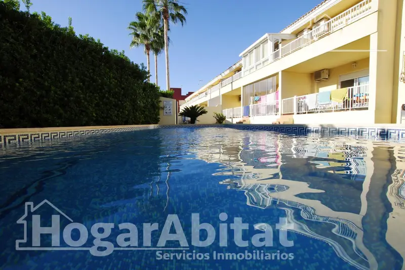 Adosado en Els Poblets con Piscina y Terraza