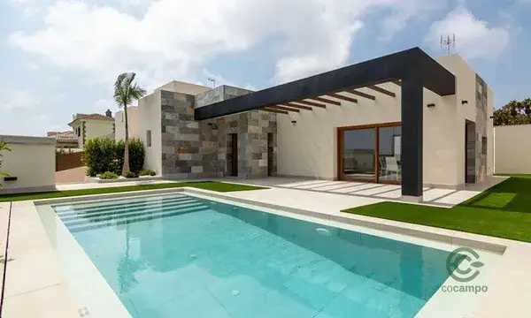 Villa de Lujo en Los Altos Costa Blanca 3 Dormitorios 4 Baños Piscina Privada