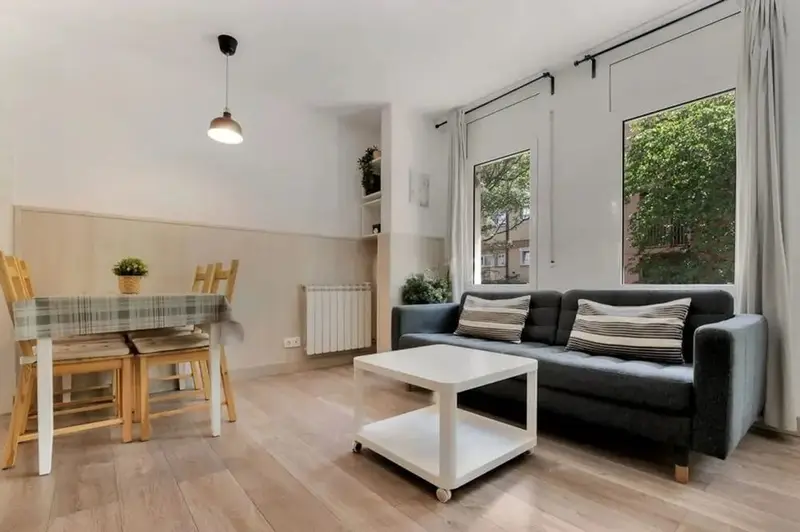 Apartamento en alquiler en Carrer de Puig i Cadafalch Barcelona