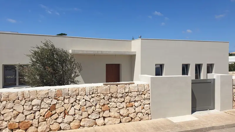 Villa de Lujo con Vistas al Mar en Menorca