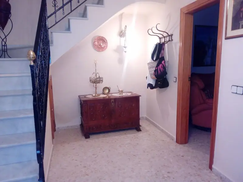Venta Casa con Trastero y Cochera en Barrio Bajo Puente Genil