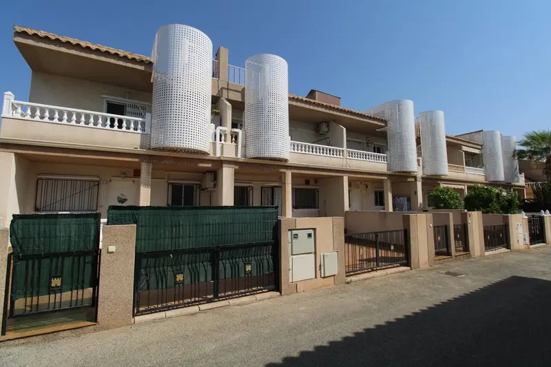 Apartamento 2 Dormitorios Villamartin