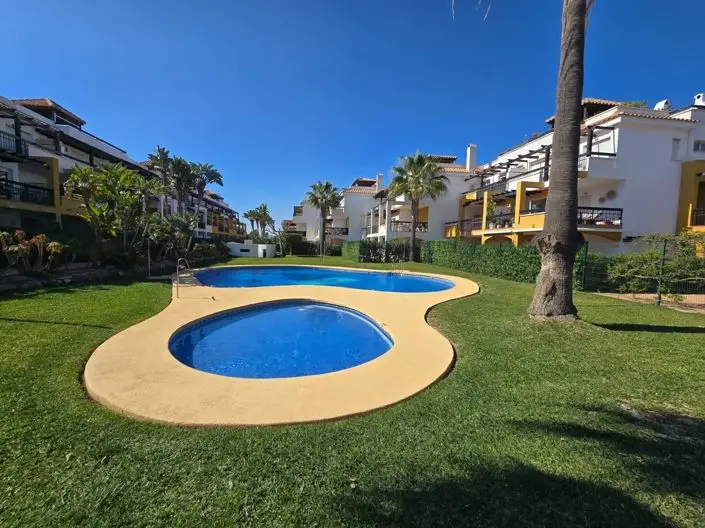 Penthouse 2 Dormitorios en Complejo Residencial Cerca de la Playa
