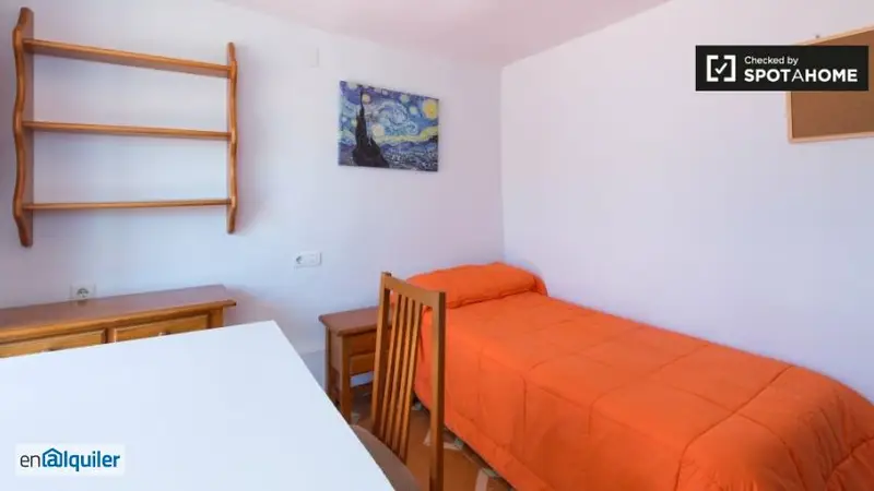 Apartamento céntrico de 12 habitaciones y 4 baños