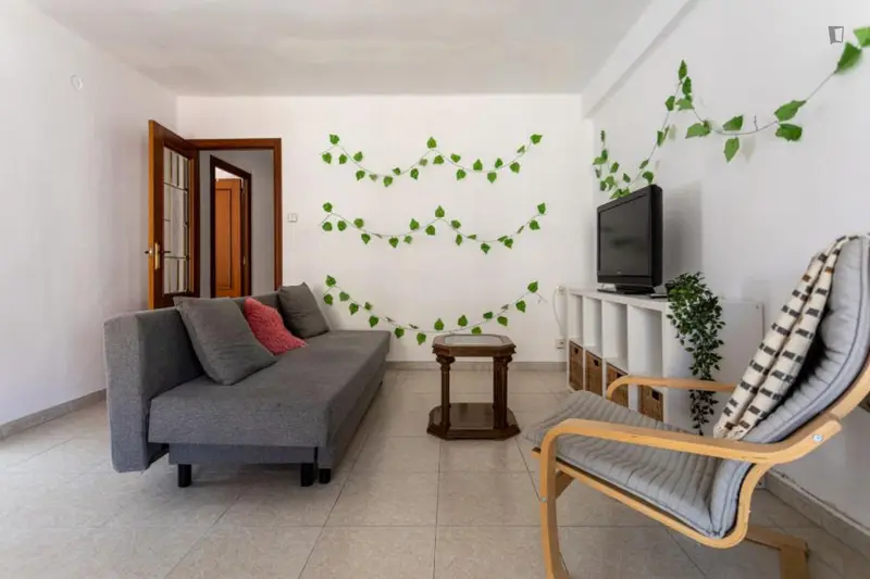 Habitacion Individual Piso Compartido 18-40 Anos
