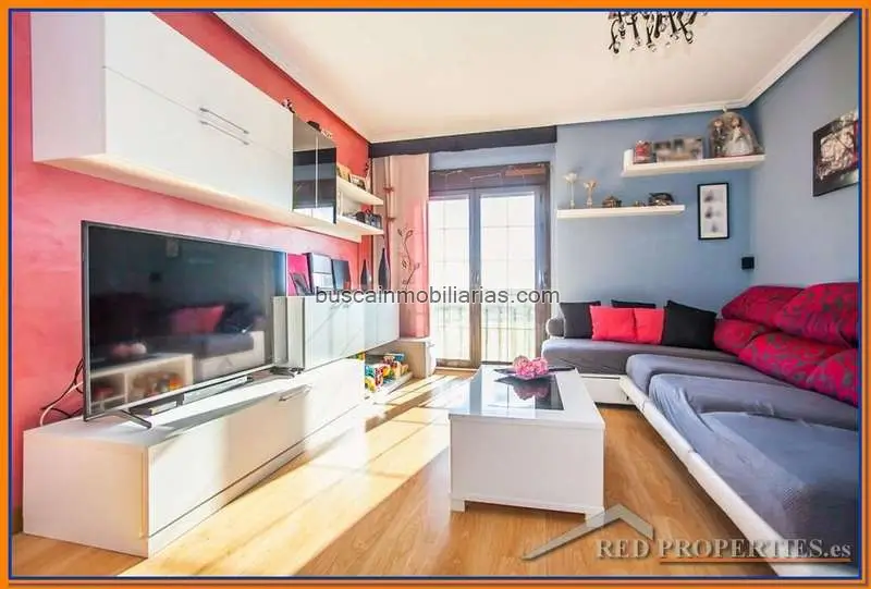 Piso en venta Cedillo del Condado: 3 dormitorios, 2 baños, garaje