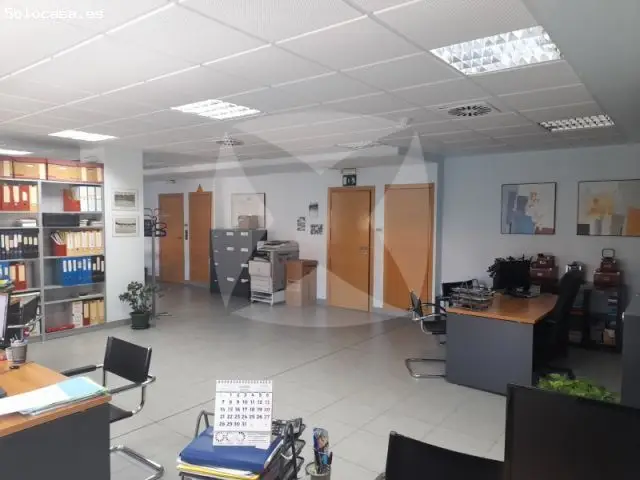 Oficina en Venta 95m2  Edificio Profesional  Plaza Garaje