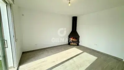 Chalet en Fuente El Saz con Piscina Privada y Jardín
