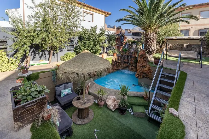 Venta Chalet 4 habitaciones Iznalloz