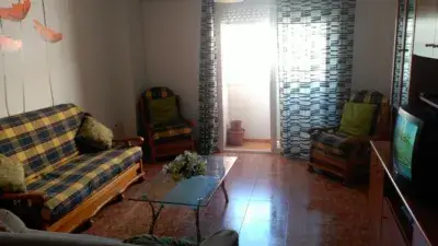Piso en venta en Motril 3 habitaciones garaje y trastero