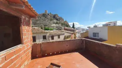 Chalet adosado en venta en Castalla