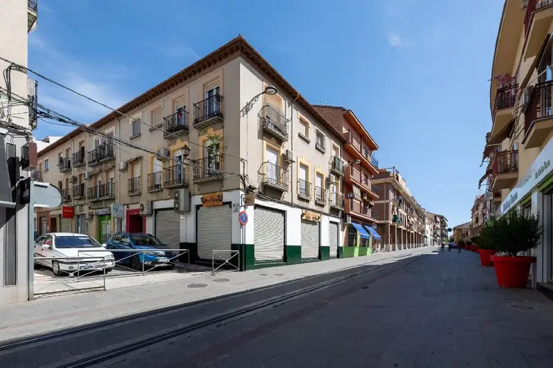 Venta Local Comercial Ayuntamiento Armilla