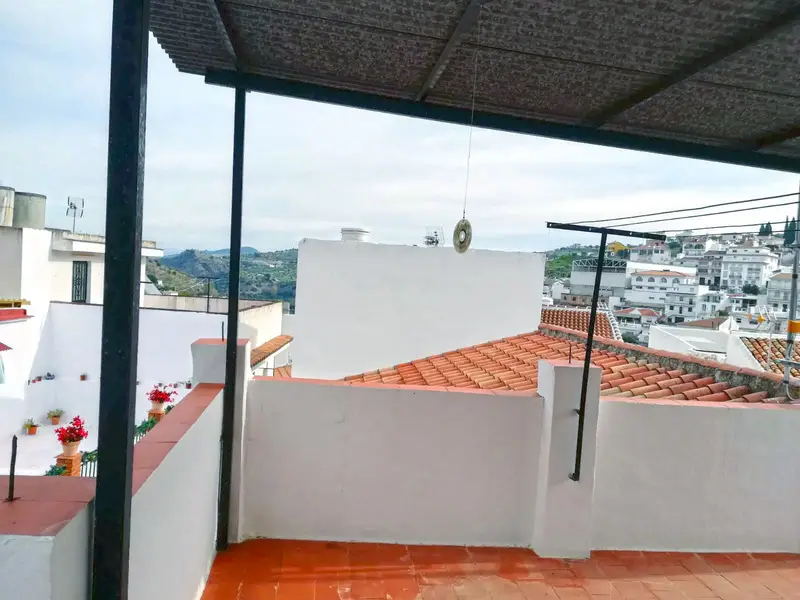Adosado 6 Dormitorios Tolox Reformado Vistas Montaña