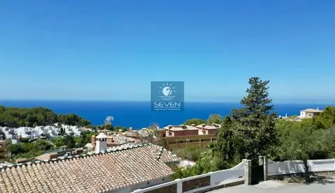 Villa de Lujo en Punta de la Mona La Herradura
