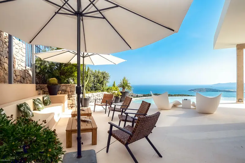 Villa de Lujo en Ibiza 4 Dormitorios Vistas al Mar Piscina Privada
