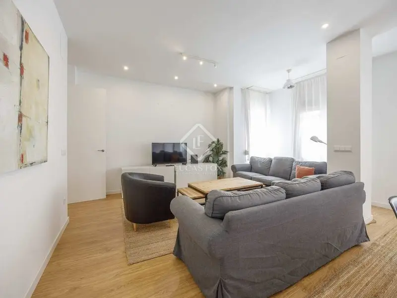Apartamento en Valencia Extramurs 3 dormitorios 2 baños Reformado Amueblado