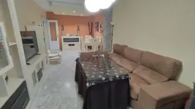 Piso en venta en Calle Buena Zona , Número 1